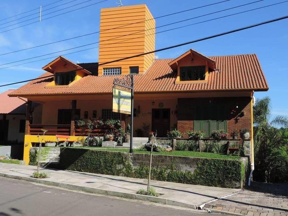 新彼得罗波利斯 巴罗尼萨旅馆酒店 外观 照片